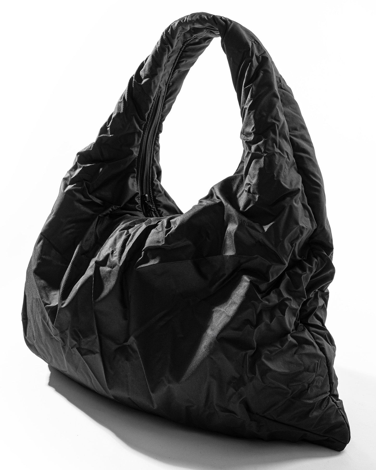 MESSENGER BAG