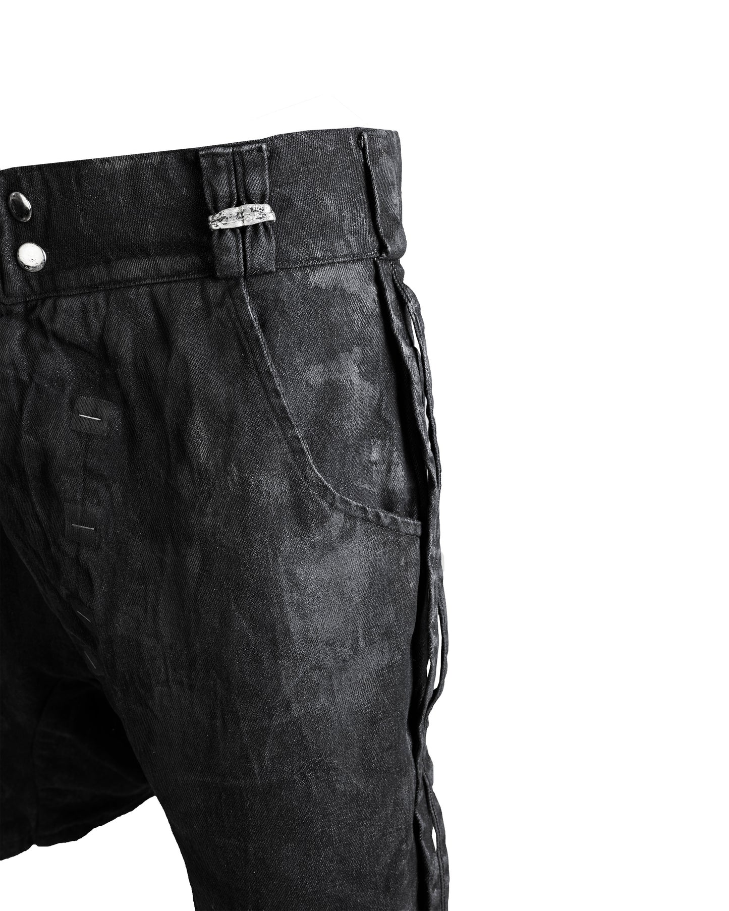 BUFFER DENIM SHORTS